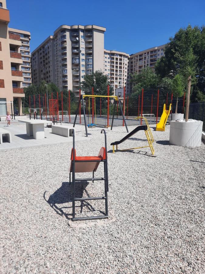 Apartman Bulevar Sarajevo - FREE PARKING Exterior foto